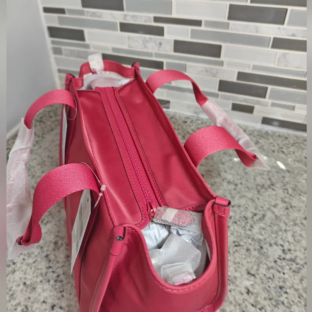 Kate spade Kip Nylon Small Tote (Rose oil, pink)